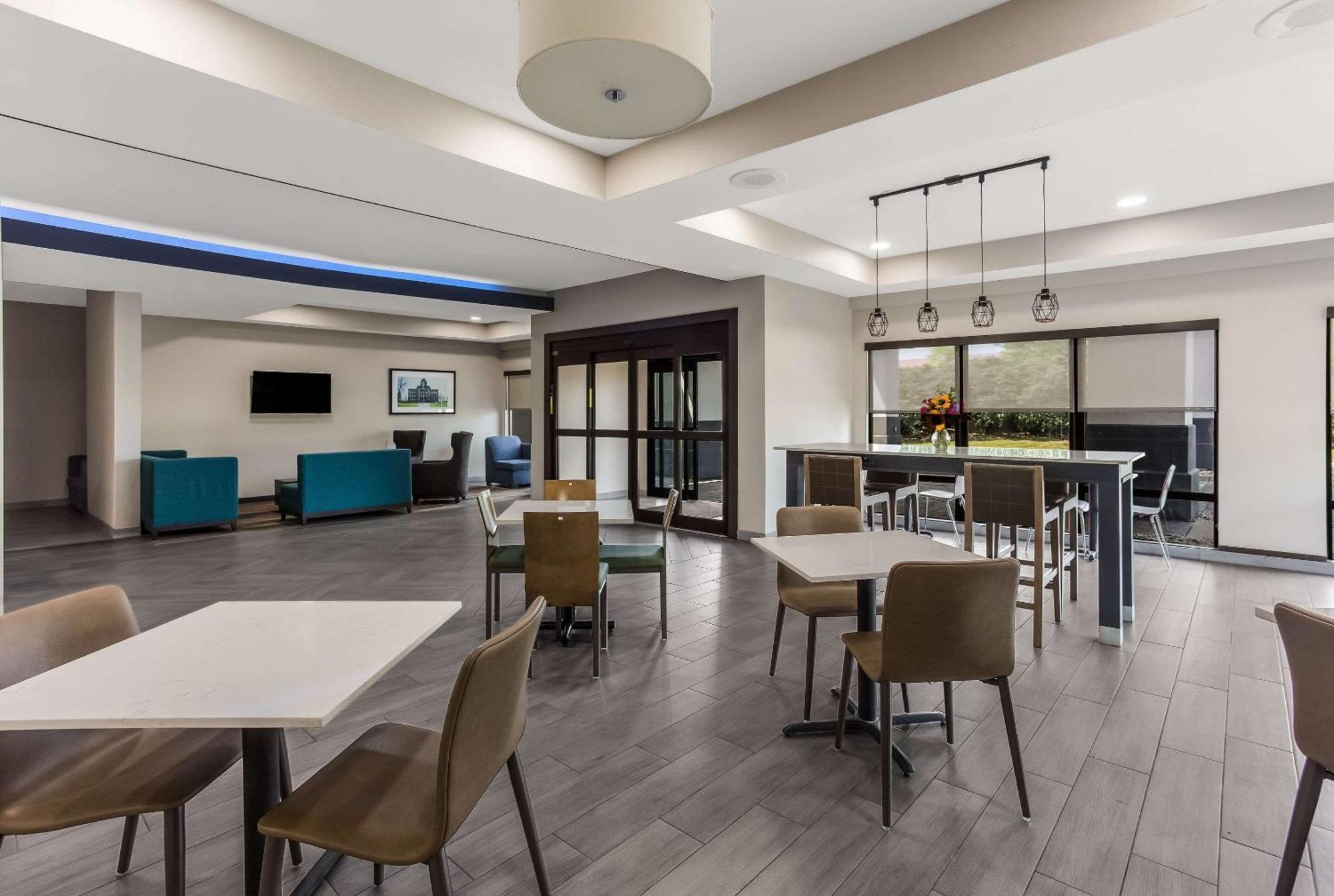 Mainstay Suites Bourbonnais - Kankakee Bagian luar foto